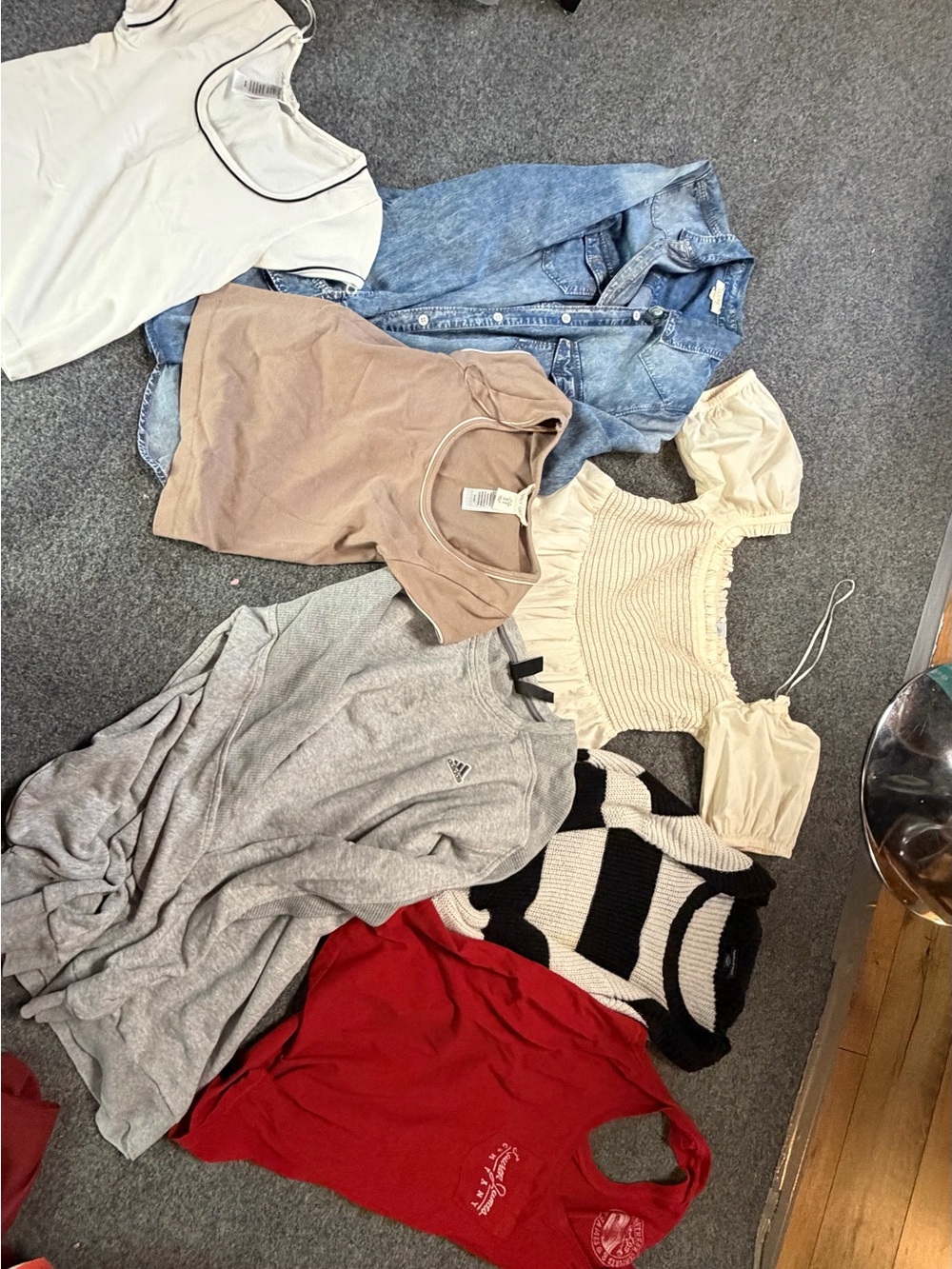 Mixed Women's Tops Bundle - Cream, Beige, Light Blue, Gray, Red, Black/White-M